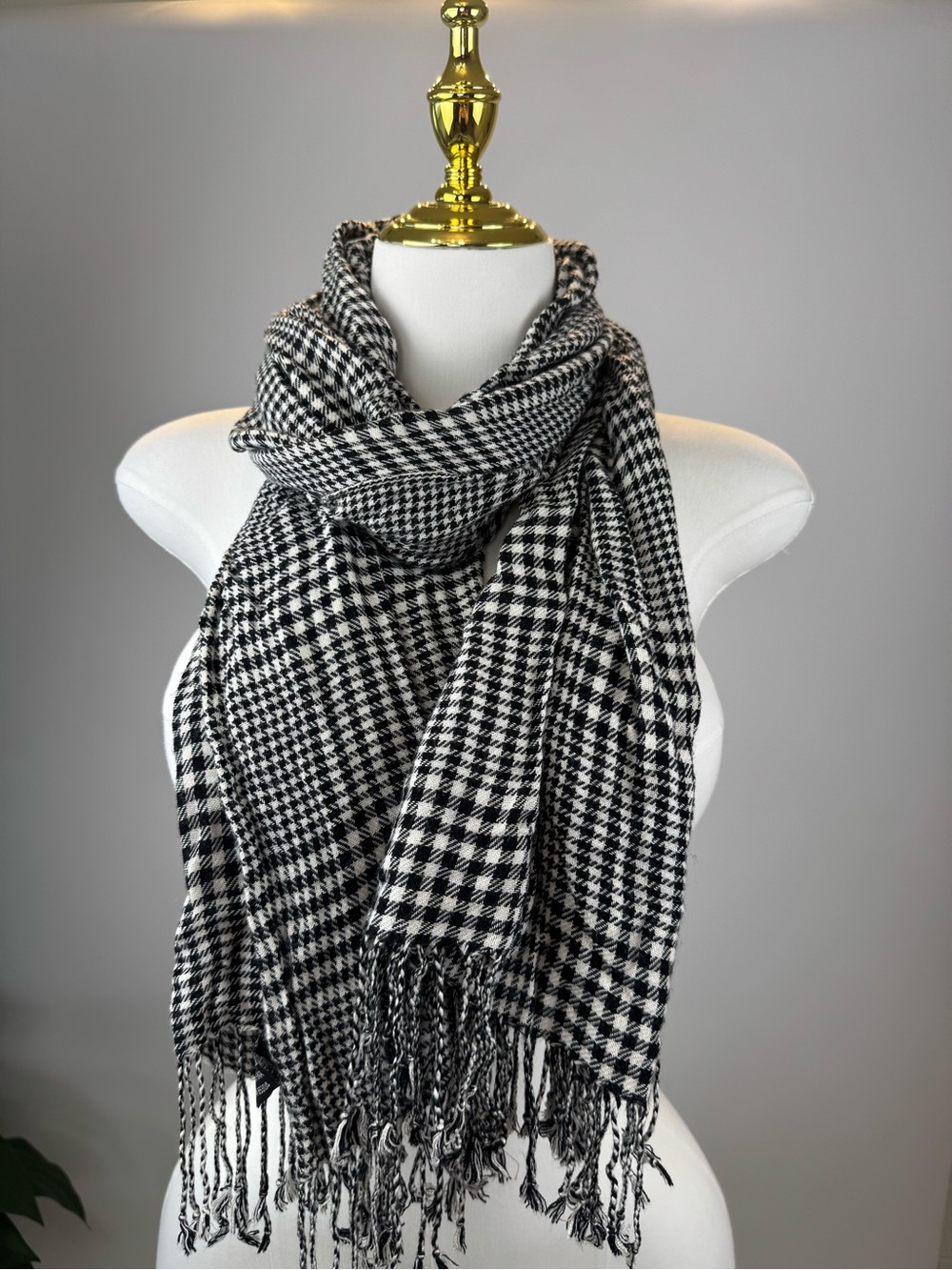 Black Ivory Houndstooth Plaid Fringe Scarf 100% Viscose